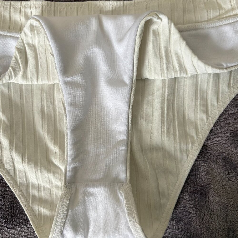 Billabong Cream Ribbed Bikini Set M - Picture 3 of 13
